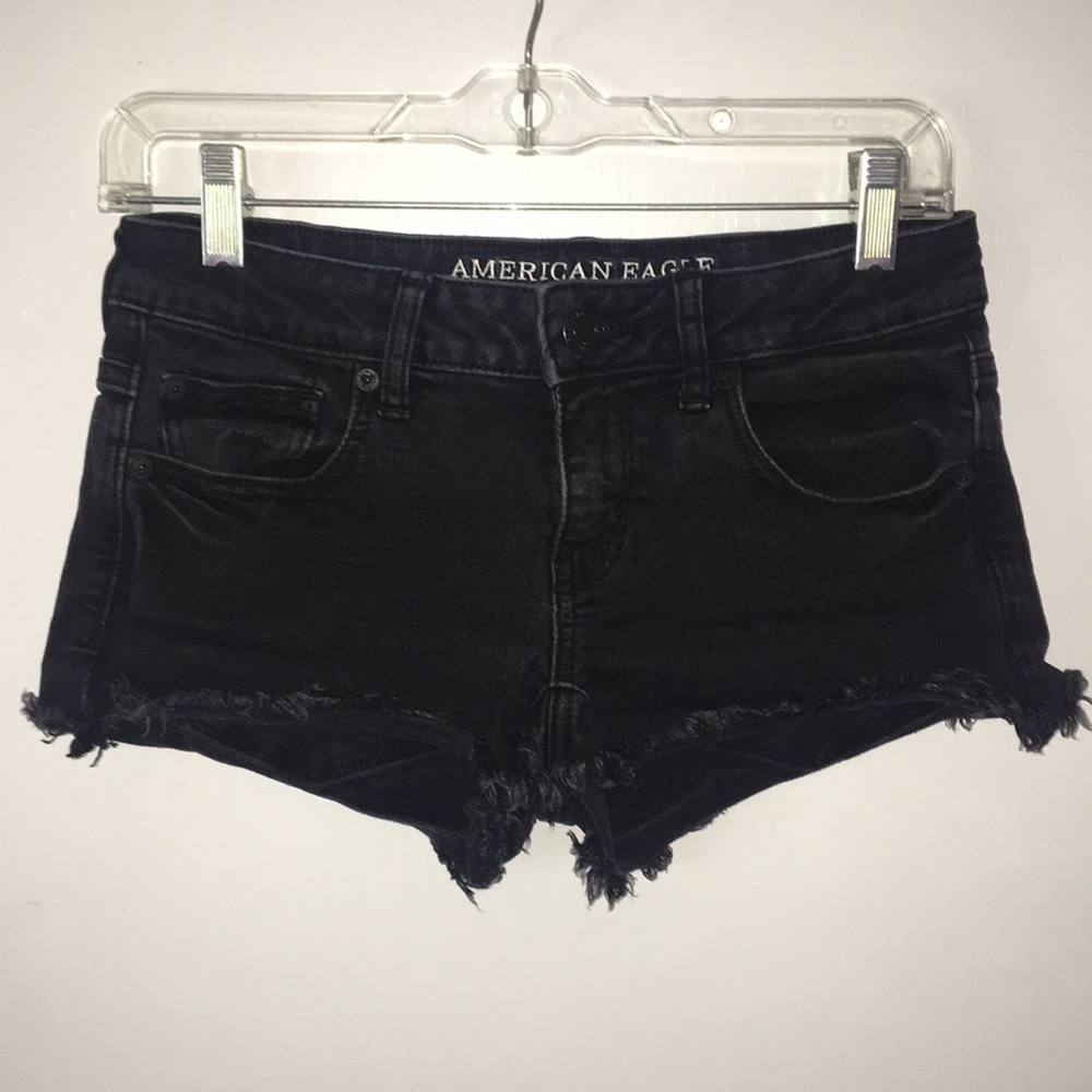 American Eagle black shorts